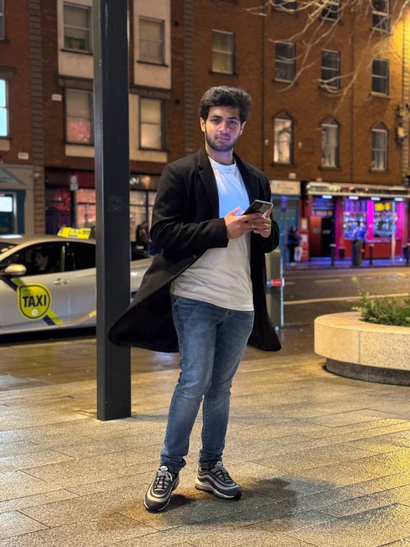 Ali001